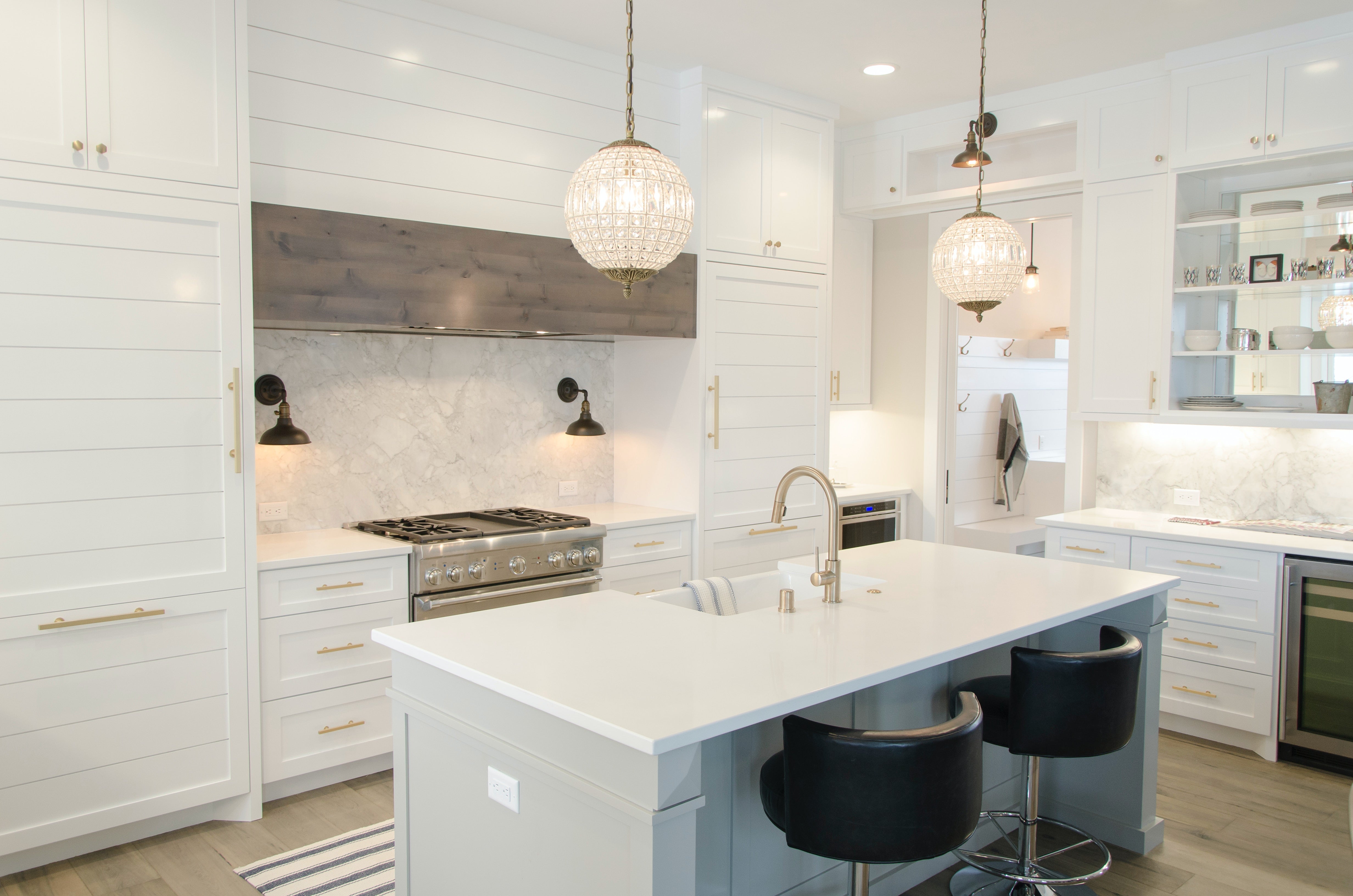 Difference between Semi-Custom Kitchen Cabinets and Custom